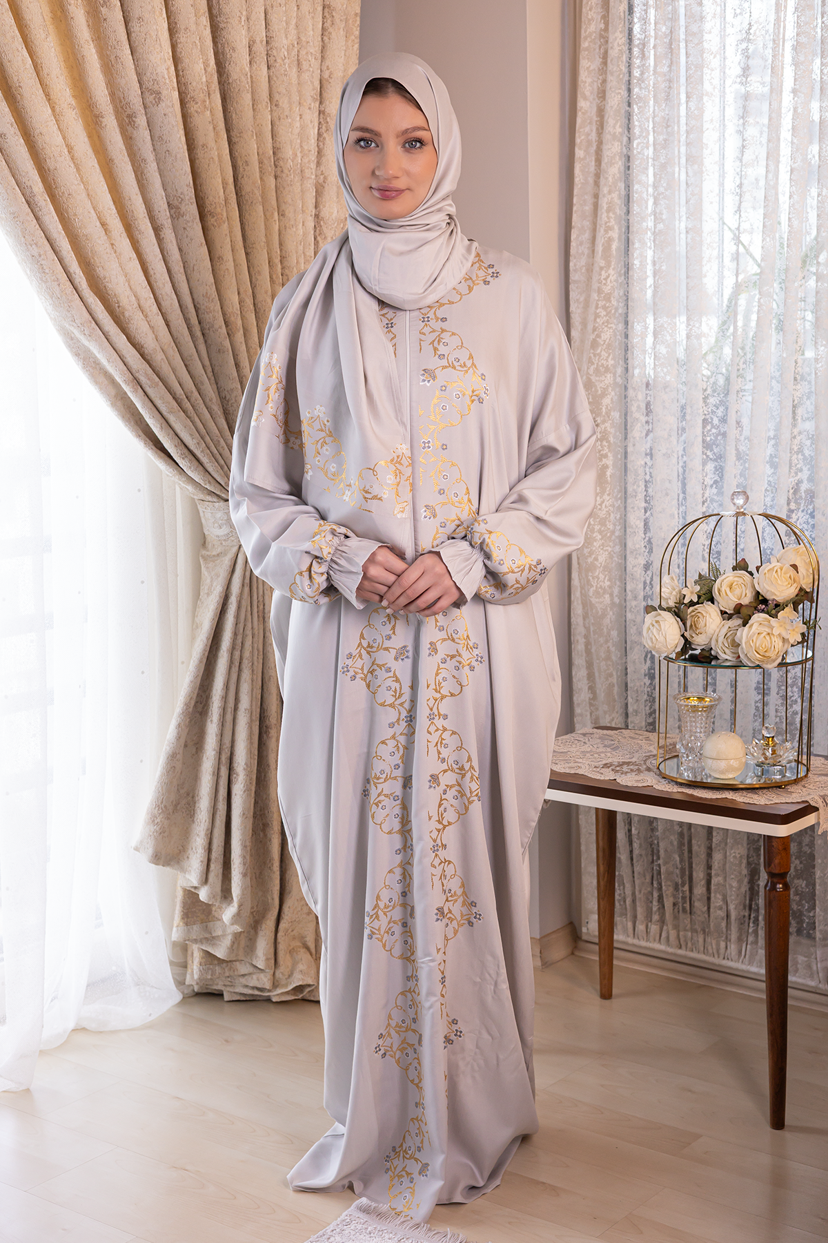 فستان صلاة زيرينا