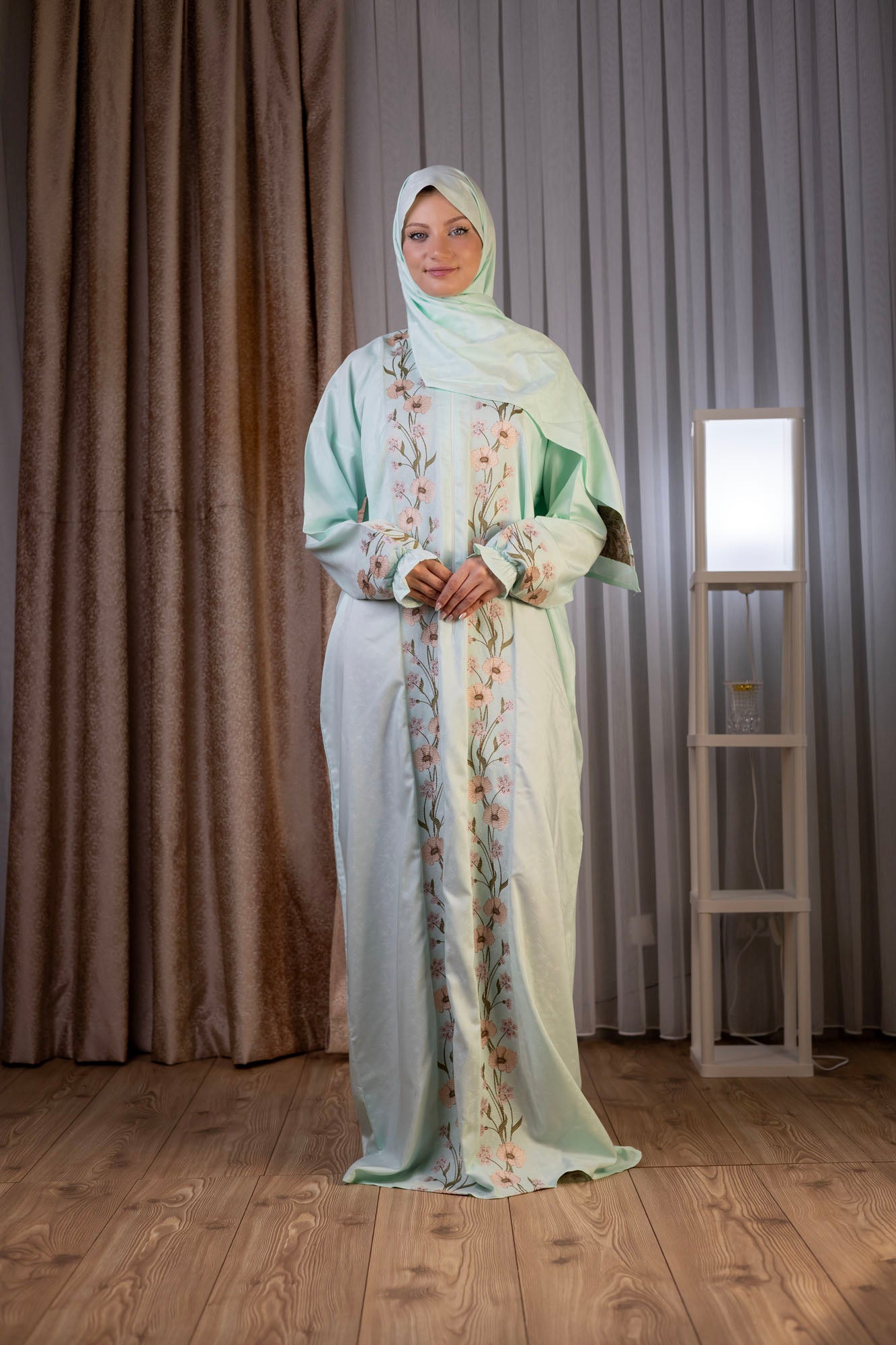 Tuka Namaz Elbisesi