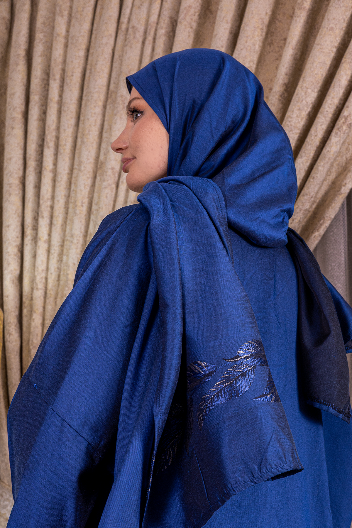 فستان صلاة نور