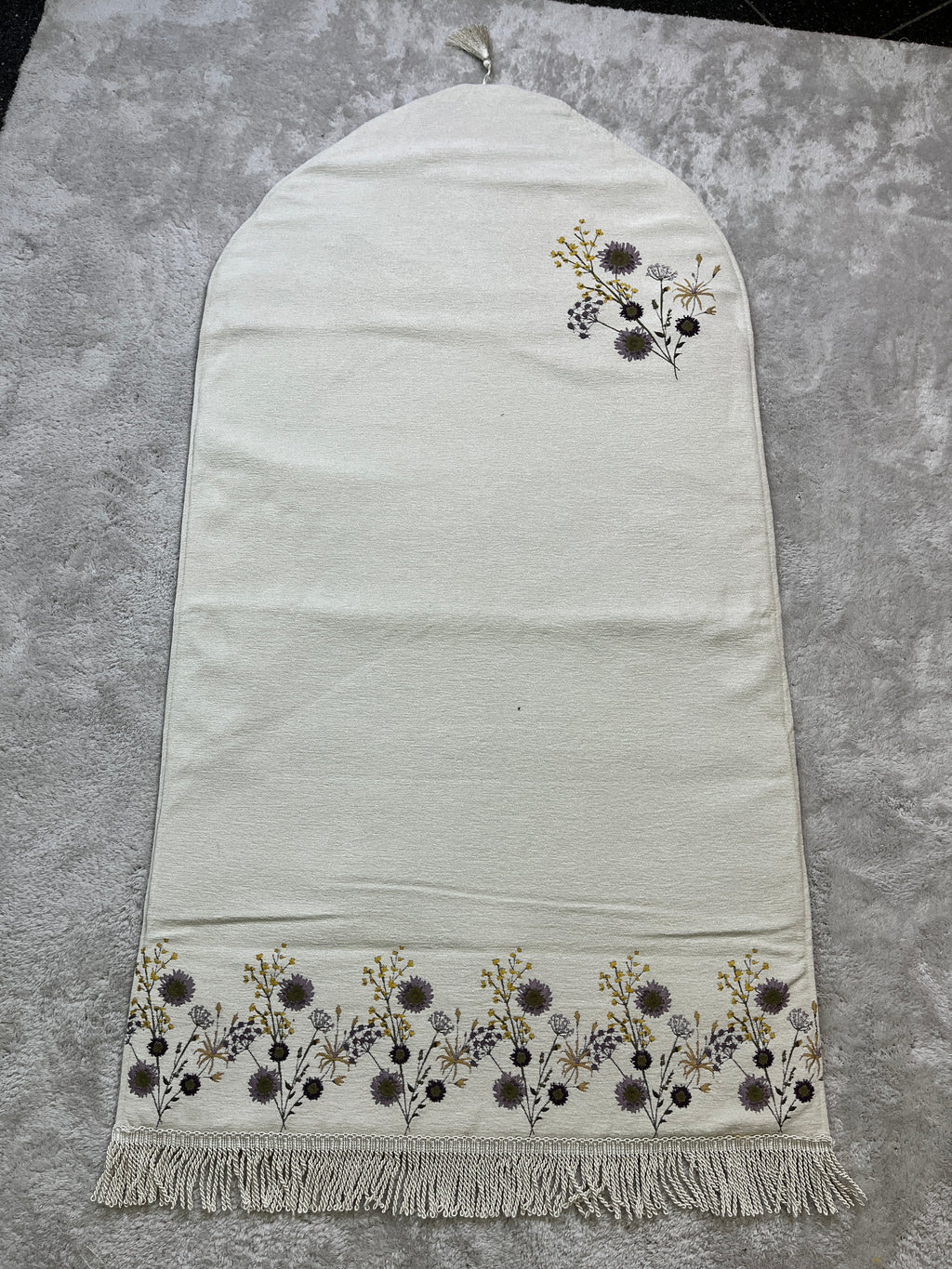 سجادة صلاة ميرا