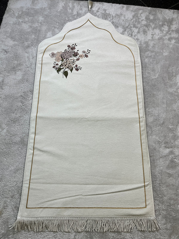 Dalia Süngerli Namaz Seccadesi