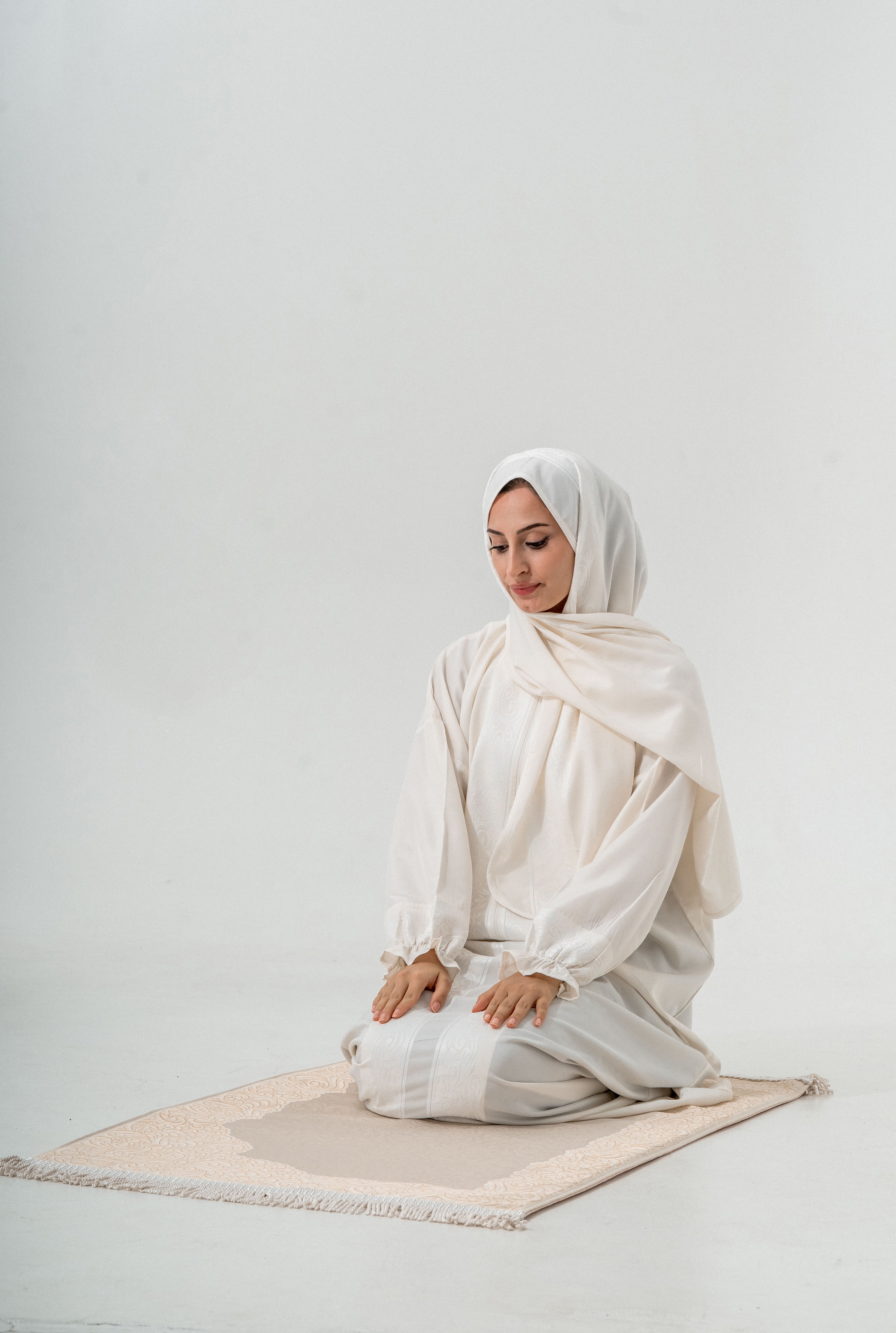 Luna Nakışlı Namaz Elbisesi